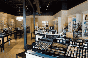 GIAI_PHAP_TOI_UU_CHO_NHA_BAN_HANG_COSMETICS